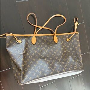 Louis Vuitton Neverfull GM with Hot Pink inside